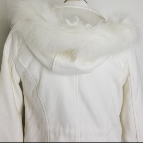 A. Byer White Women's Coat Size Small - Picture 6 of 9